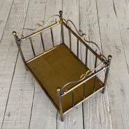 تخت فلزی التین